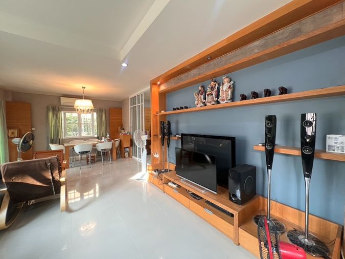 ขายบ้านเดี่ยว 3 ห้องนอน 296 ตร.ม. 74 ตร.ว. บ้านกรองทอง พาวิลเลี่ยน
