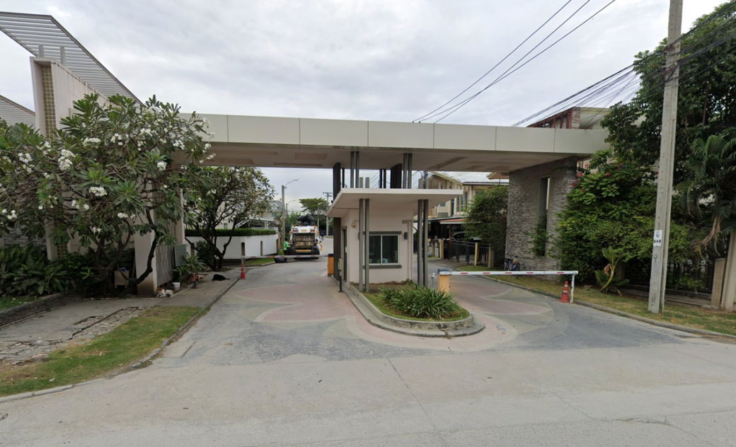 รูป Pruksapuri Chanbua Bangna-Trad Km.5 - รูปที่ 2/2