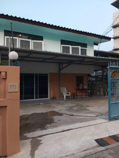 4-bed house for rent, 51 sq wah, Din Daeng