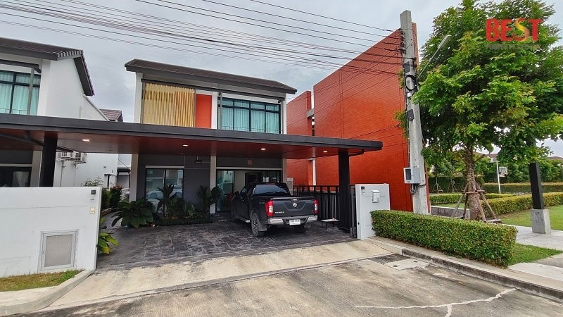 Houses for sale : House for Sale - The Embrace Chatuchot-Ramintra (Near Fashion Island)