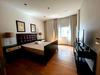 Condos for rent Sathorn Thani Tower : Code: KJ4513  for rent Saladaeng Residences // Line ID: @kjcondo (with @) //