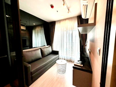 Condos for rent : *** Condo for rent : Life Ladprao   1 Bedroom High floor City view Nice view  Fully furnished near BTS Ladprao ***