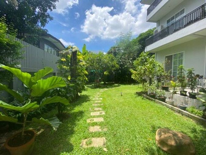 ขายบ้านเดี่ยว 5 ห้องนอน 900 ตร.ม. 225 ตร.ว. เขตสาทร