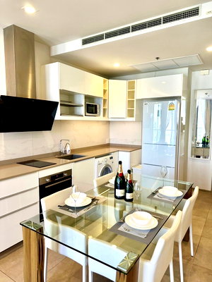 Condos for rent : LTH11615-Noble Ploenchit FOR RENT Size 60.21 sqm. 1 bed 1 bath Near BTS Phloen Chit Station ONLY 59K/Month