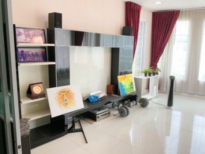 ขายบ้านเดี่ยว 4 ห้องนอน 250 ตร.ม. 66 ตร.ว. วรารมย์ ประชาอุทิศ 98