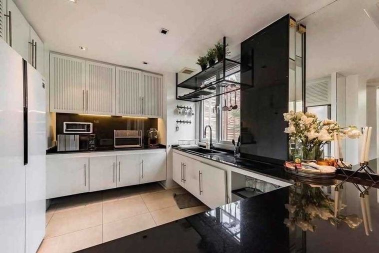 4-bed townhouse for sale, 380 sqm, 34.1 sq wah, The Lofts Sathorn