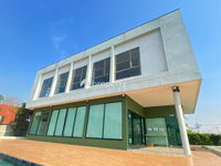 Facility 8