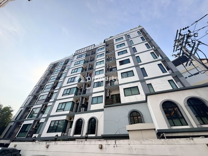 Notting Hill Tiwanon - Kaerai