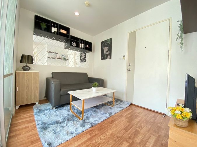 ให้เช่า คอนโด ลุมพินี พาร์ค นวมินทร์-ศรีบูรพา ขนาด 26 ตร.ม เฟอร์นิเจอร์บิวอินเครื่องใช้ไฟฟ้าครบ (วิวสวน)