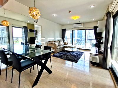 Condos for sale : Corner Unit 1 Bed with Bathtub East Side Perfect Location Connect to BTS Thong Lo / For Rent-Noble Remix