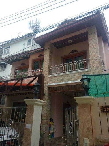 ขายบ้านเดี่ยว 4 ห้องนอน 168 ตร.ม. 42 ตร.ว. เขตบางคอแหลม