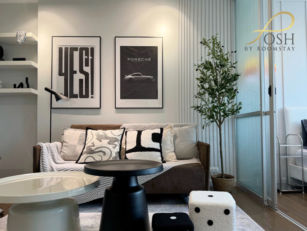 dCondo Creek, newly renovated Mid-Century style