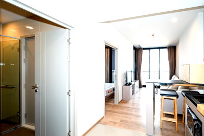 Condos for rent : For Rent: Condo OKA HAUS Sukhumvit 36 *Nice Room* at Line: @homefinder