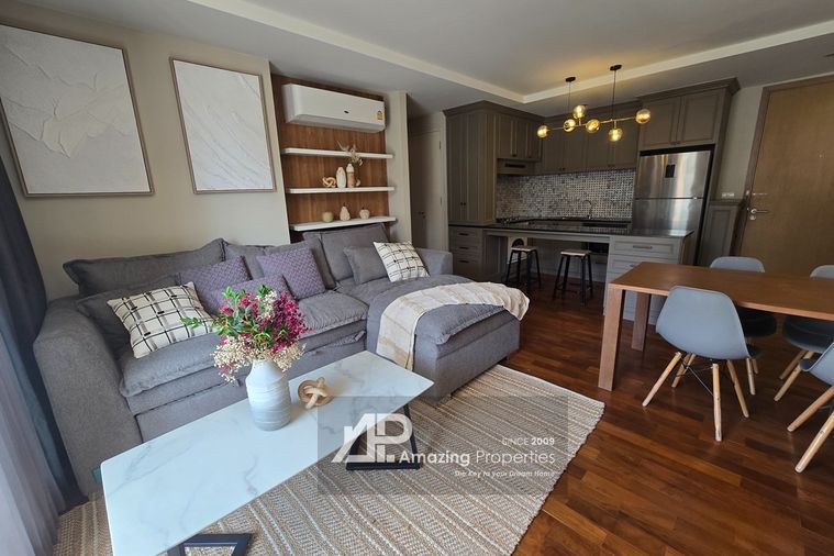 Contemporary 2 bedroom for sale near Benjakitti Park