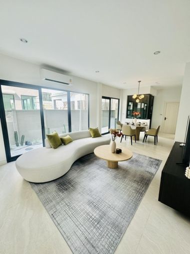 3-bed townhouse for rent, 228 sqm, 30 sq wah, Baan Klang Muang Classe Sukhumvit 77