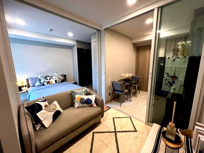 Condos for rent : Condo for Rent at Chewathai Residence Thonglor (B6802023) ID Line : @condo79