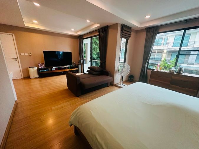 4-bed house for rent, 259 sqm, 51 sq wah, The Plant Elite Pattanakarn