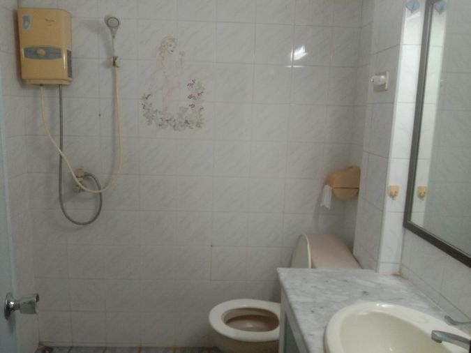 4-bed townhouse for rent, 269 sqm, 27 sq wah, Villa Charoenkrung