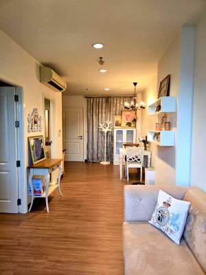 Condos for sale : For Sale : The Crest Condominium, Soi Phaholyothin 11