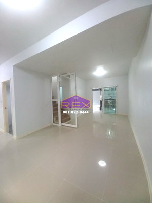 ทาวน์โฮม ถนนประชาอุทิศ ทุ่งครุ : ขายทาวน์เฮ้าส์บ้านพฤกษา82 รีโนเวทใหม่ ติดถนนเมน 16 เมตร