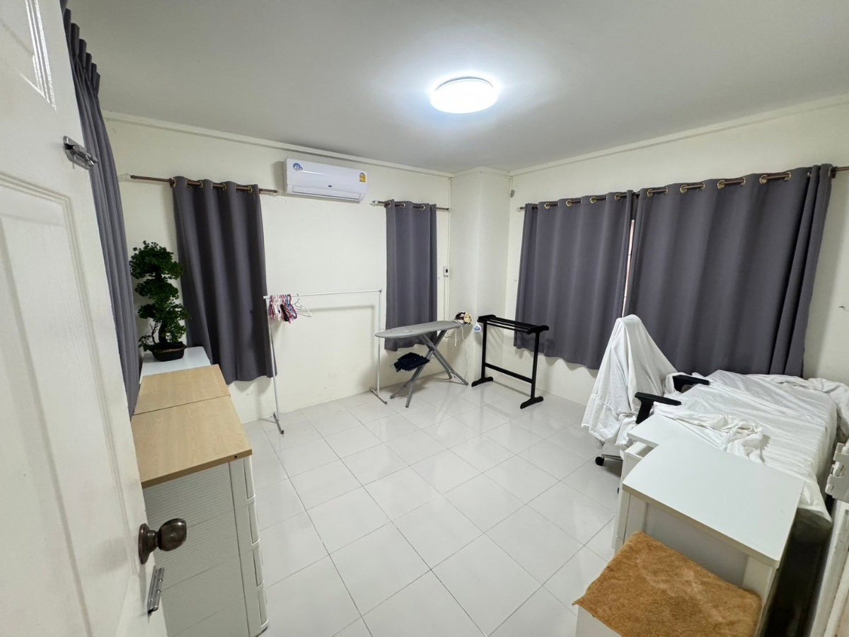 รูป บ้านให้เช่า 2 ชั้น 3 ห้องนอน 2 ห้องน้ำ ในหมู่บ้านลมทะเล1 หาดพยูน บ้านฉาง ระยอง - รูปที่ 9/22