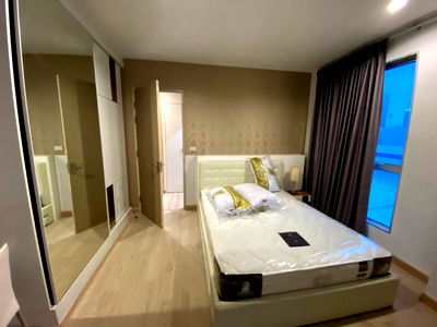 Condos for sale : S1007 Condo for sale The Hotel Serviced Condo, Beautiful room, fully furnished