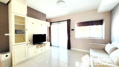 Townhouses for sale Royal Thai Naval Academy : 3-BR Townhouse in Bang Mueang (ID 2037573)