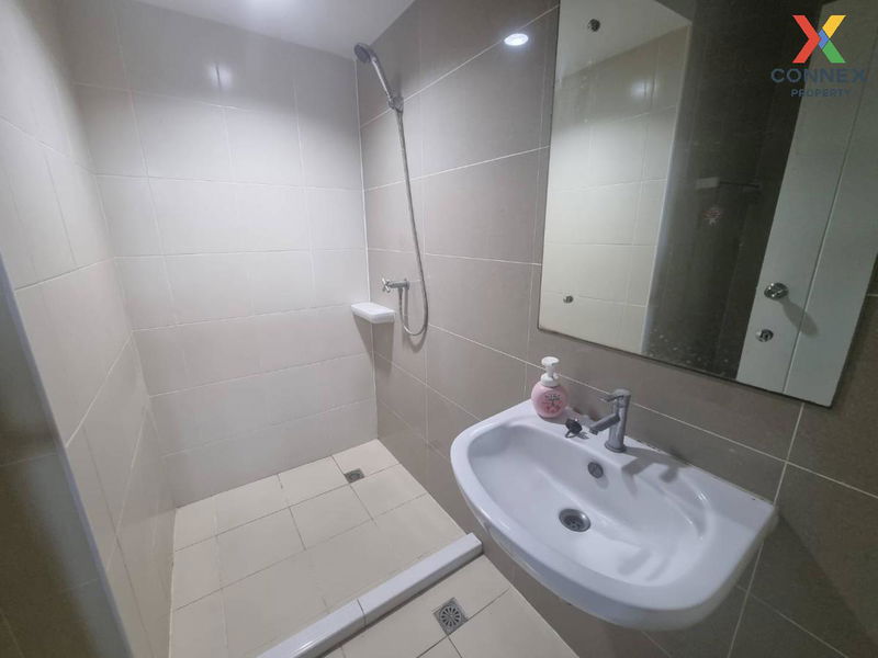 Townhouses for sale : For Sale Townhouse/Townhome  , The Connect Onnut - Wongwaen , Dok Mai , Prawet , Bangkok , CX-115582 ✅ Live chat with us ADD LINE @connexproperty ✅ 