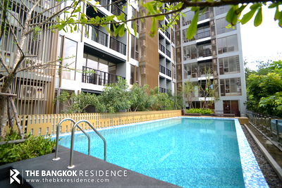 Condos for sale MRT Sam Yan : Klass Silom, Prime Location in the Heart of Silom Surrounded by Lush Greenery near BTS Chong Nonsi