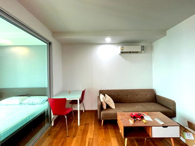 Condos for rent : Abstract Phaholyothin. 1bed 38sqm.  Line id: @pfagent