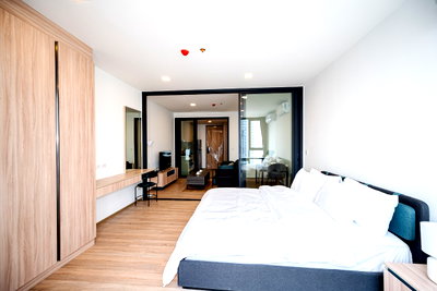 Condos for rent : For Rent: Condo XT Phayathai *Nice room 42 sqm* at Line : @homefinder