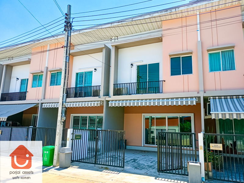ขายทาวน์โฮม : ✨ขายบ้านทาวน์โฮม 🏡 PLENO รัตนาธิเบศร์-ชัยพฤกษ์ ทาวน์โฮม 2 ชั้น แบบ 3 ห้องนอน🛏️ ขนาด 29.8 ตร.วา 📍ทำเลบางบัวทอง ใกล้ถนนราชพฤกษ์-ชัยพฤกษ์-กาญจนาภิเษก