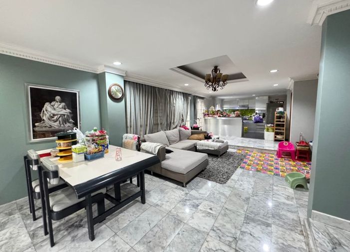 6-bed house for rent, 108 sq wah, Baan Muangthong 2 Project 3
