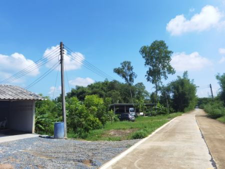 ขายที่ดิน : ขาย ที่ดิน ME003 ราคาถูก เหมาะทำการเกษตร เลี้ยงสัตว์ บ่อกวางทอง บ่อทอง ชลบุรี บ่อทอง 7 ไร่ 2 งาน 50 ตร.วา สระน้ำ ธารสาธารณะ พร้อมโรงเรือน