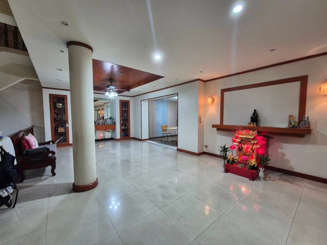 ขายทาวน์โฮม 4 ห้องนอน 46 ตร.ว. บ้านกลางเมือง รัชดา 36