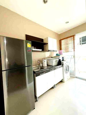 Condos for rent Pho Kaew Road : Condo for rent Happy Condo Ladprao 101 Price 10,000 Baht Size 35 Sq.m.Bedroom 1 Floor 5 Building E View City
