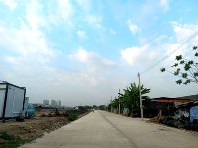 ที่ดิน ถนนรามอินทรา : ขายที่ดินรามอินทรา เนื้อที่ 1347 ตารางวา ใกล้แฟชั่นไอส์แลนด์ รถไฟฟ้าสายสีชมพู