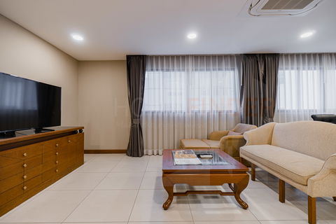 รูปภาพ United Tower 2 bedrooms, for rent