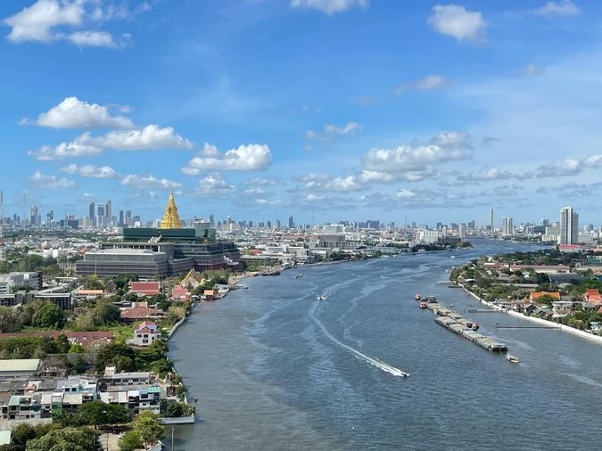 333 Riverside 23rd floor 23 333 Riverside, 23rd floor, south side, Parliament view,2 bedrooms, 2 bathrooms 15.9 million baht, location B10