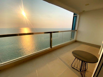 Condos for sale : Condo for sale The Palm wongamat beach front Pattaya (S03-1974)
