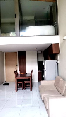 Condos for rent : Siamese 39 for rent duplex room 68sqm. 1 beedroom 2 bathroom please add line paolin1 ,0928242499