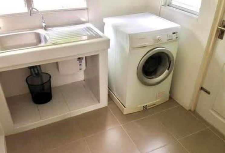 3-bed house for rent, 135 sqm, 50 sq wah, Chaiyapruk Ramintra - Wongwaen 2