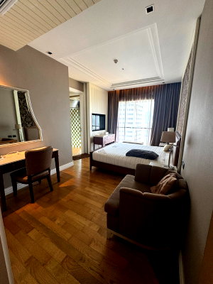 Condos for rent BTS Thong Lo (Thong Lor) : LTHC11920 – The Madison FOR RENT Size 223 Sq.M. 3 beds 3 baths Near BTS Phrom Phong ONLY 120K/Month