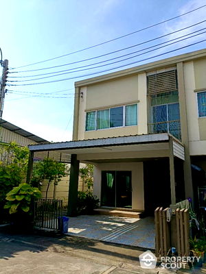 Townhouses for sale Chang Chui : 4-BR Townhouse in Bang Khanun (ID 2029333)