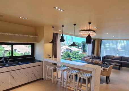 รูปภาพ LTHC11928 – Penthouse Condominium FOR RENT Size 190 sqm. 2 beds 3 baths Near BTS Ekkamai Station ONLY 130K/Month