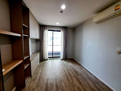 Condos for rent : 13,500 baht/month 1/1 bed Very II Phase2 Sukhumvit 72 BTS Bearing