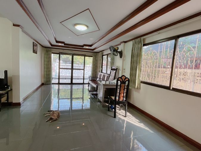 3-bed house for sale, 243 sqm, 60 sq wah, Baan Manorom 4 Leab Klong 2