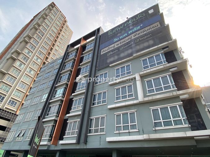 Motif Condo