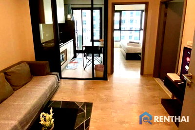 Condos for sale Soi Buakhao : The Base Central Pattaya 1 bedroom 29 sqm sea view