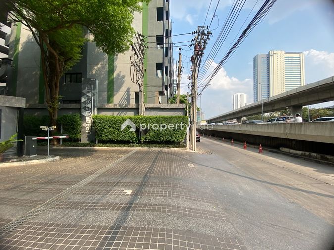 Urbano Absolute Sathon - Taksin